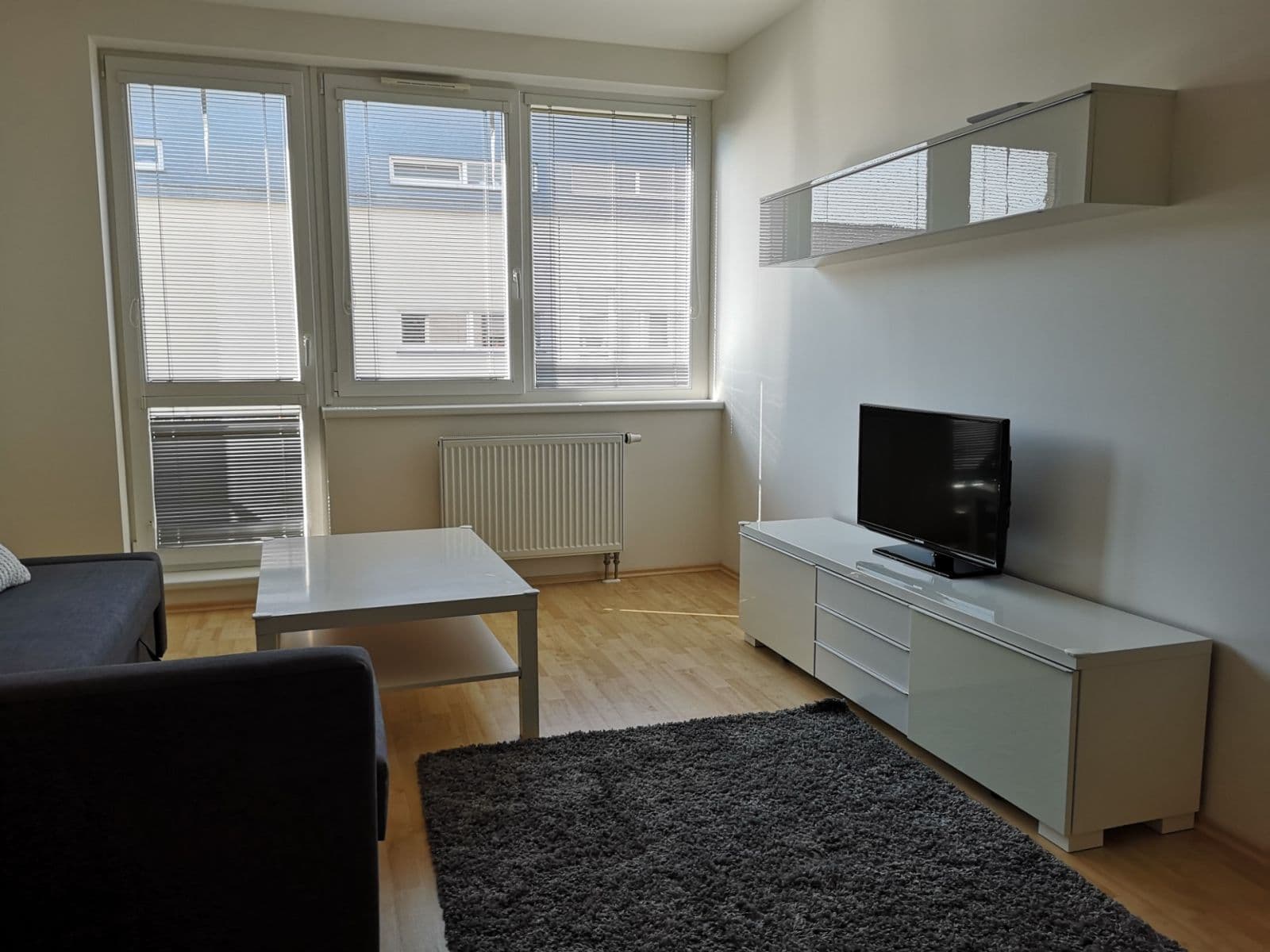 Prenájom bytu 2-izbový 55 m², U Hostavického potoka, Praha, Praha Prenájom bytu 2-izbový 55 m², U Hostavického potoka, Praha, Praha