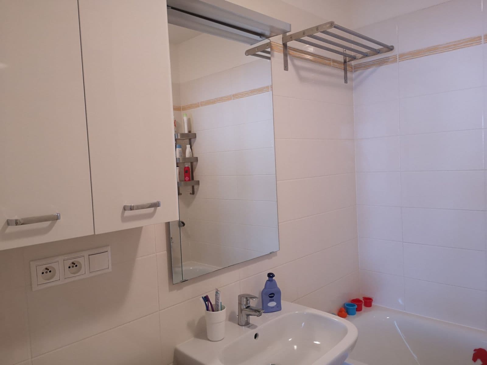 Prenájom bytu 2-izbový 55 m², U Hostavického potoka, Praha, Praha Prenájom bytu 2-izbový 55 m², U Hostavického potoka, Praha, Praha