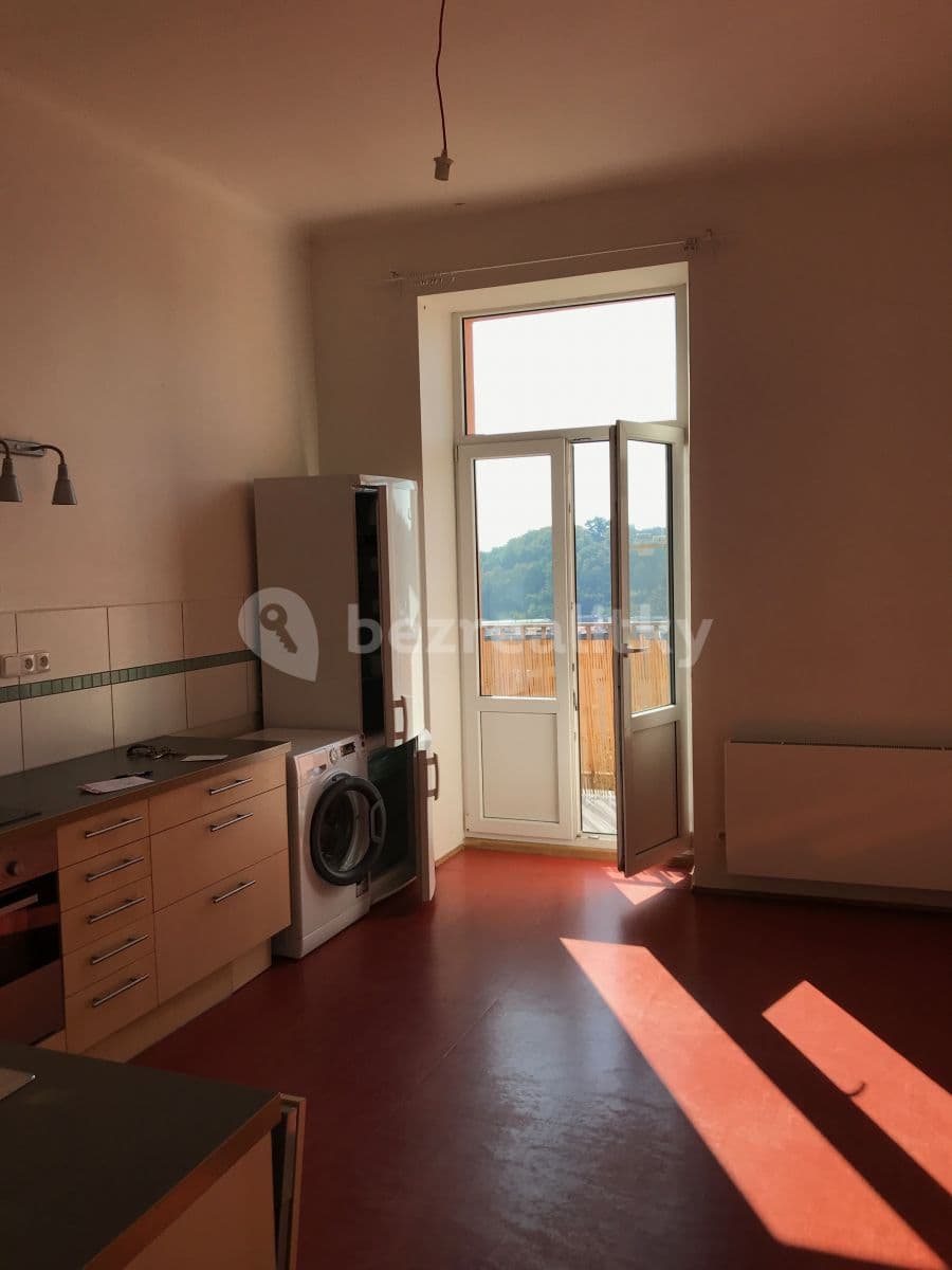 Prenájom bytu 2-izbový 78 m², Švédská, Praha, Praha Prenájom bytu 2-izbový 78 m², Švédská, Praha, Praha