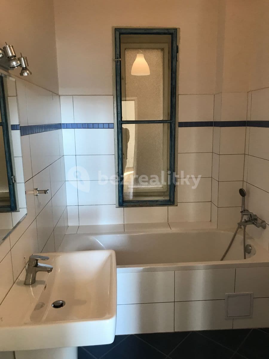 Prenájom bytu 2-izbový 78 m², Švédská, Praha, Praha Prenájom bytu 2-izbový 78 m², Švédská, Praha, Praha