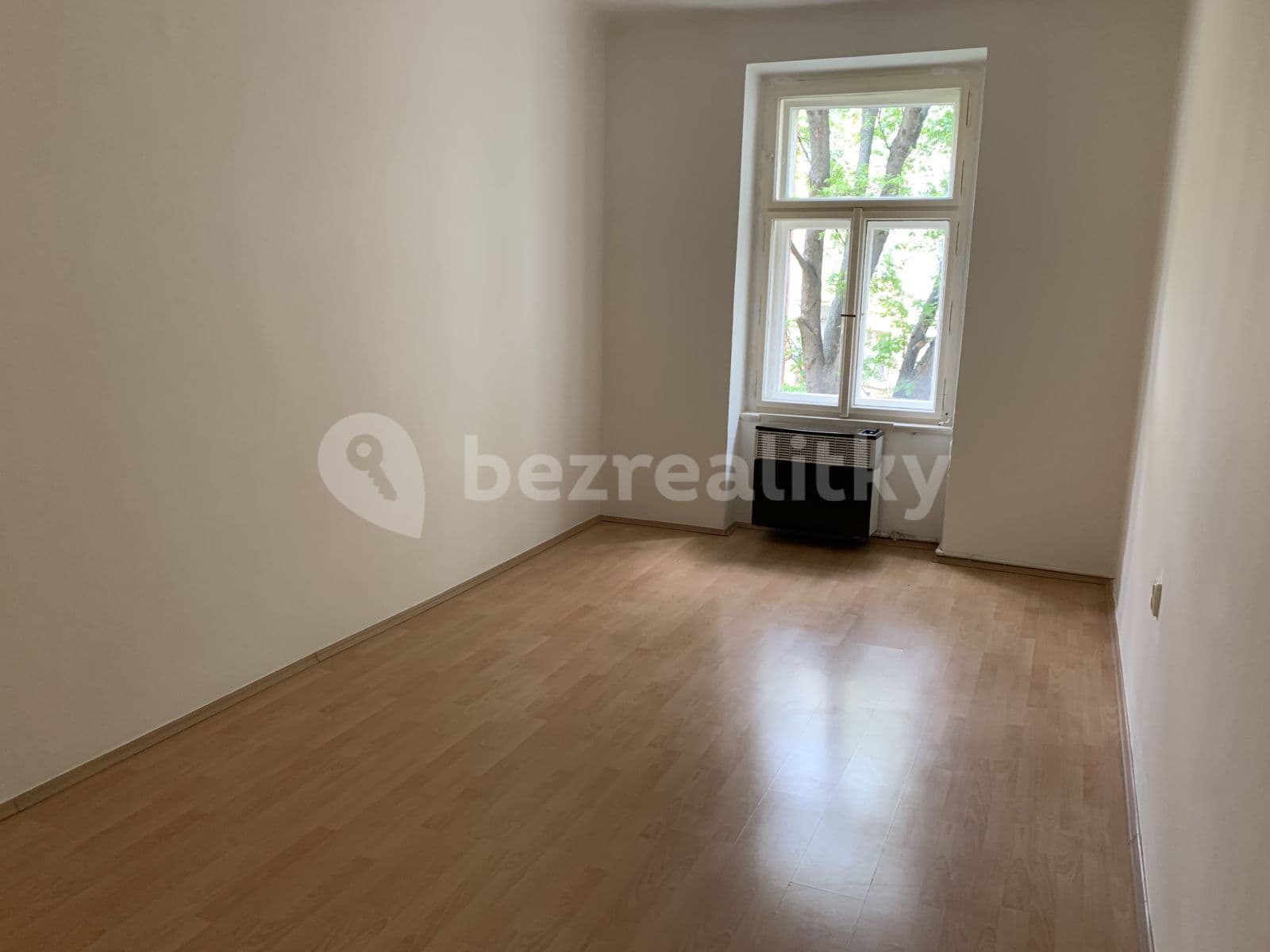 Prenájom bytu 2-izbový 44 m², Mojmírova, Praha, Praha Prenájom bytu 2-izbový 44 m², Mojmírova, Praha, Praha
