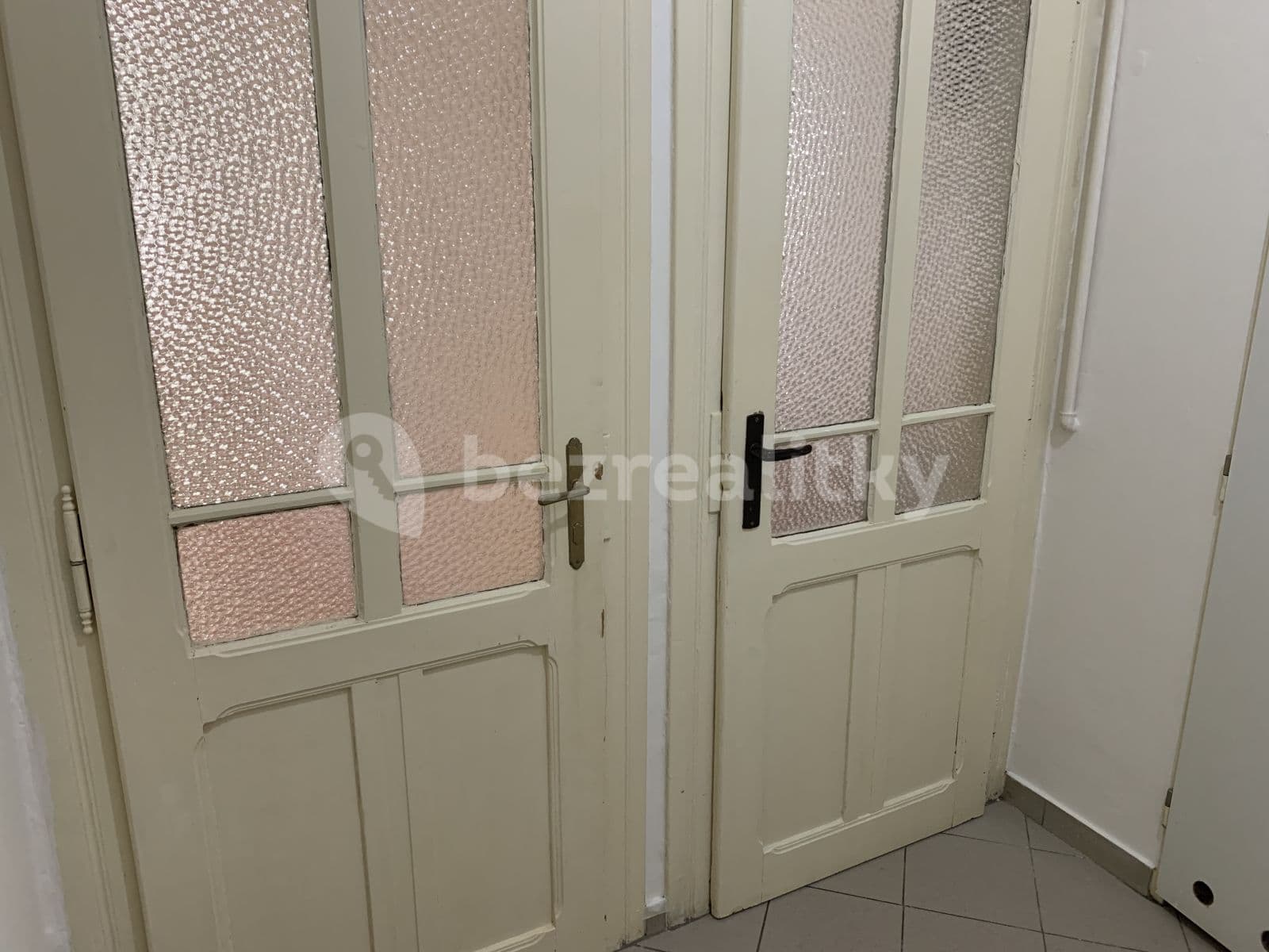 Prenájom bytu 2-izbový 44 m², Mojmírova, Praha, Praha Prenájom bytu 2-izbový 44 m², Mojmírova, Praha, Praha