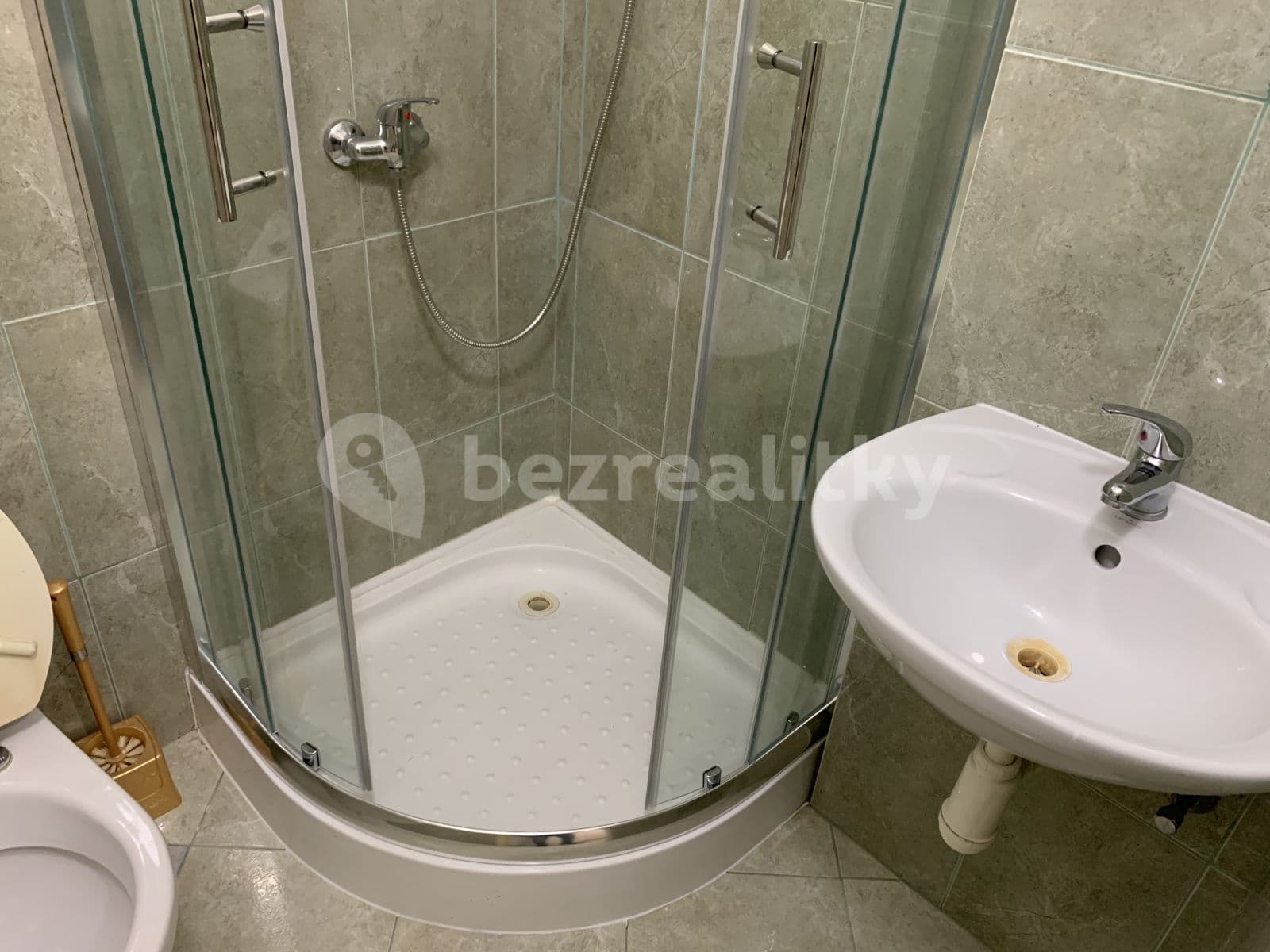 Prenájom bytu 2-izbový 44 m², Mojmírova, Praha, Praha Prenájom bytu 2-izbový 44 m², Mojmírova, Praha, Praha