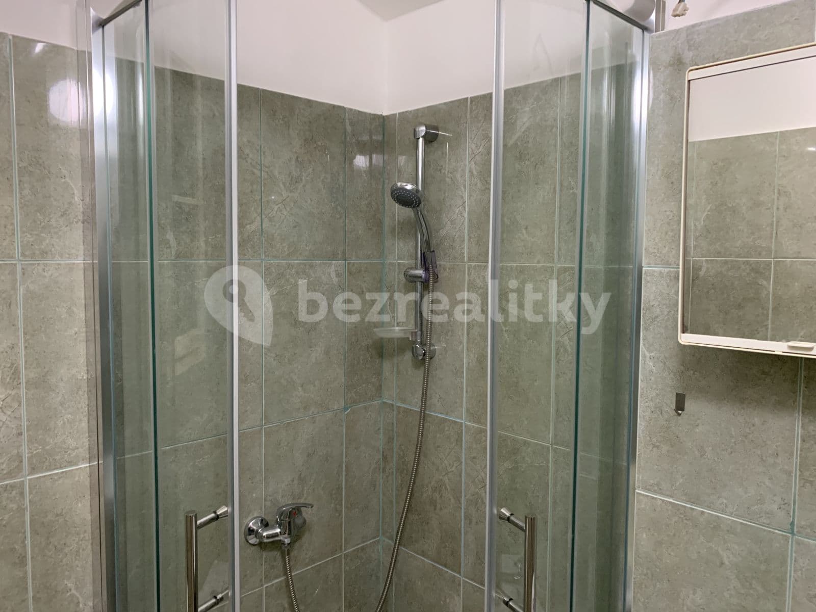 Prenájom bytu 2-izbový 44 m², Mojmírova, Praha, Praha Prenájom bytu 2-izbový 44 m², Mojmírova, Praha, Praha