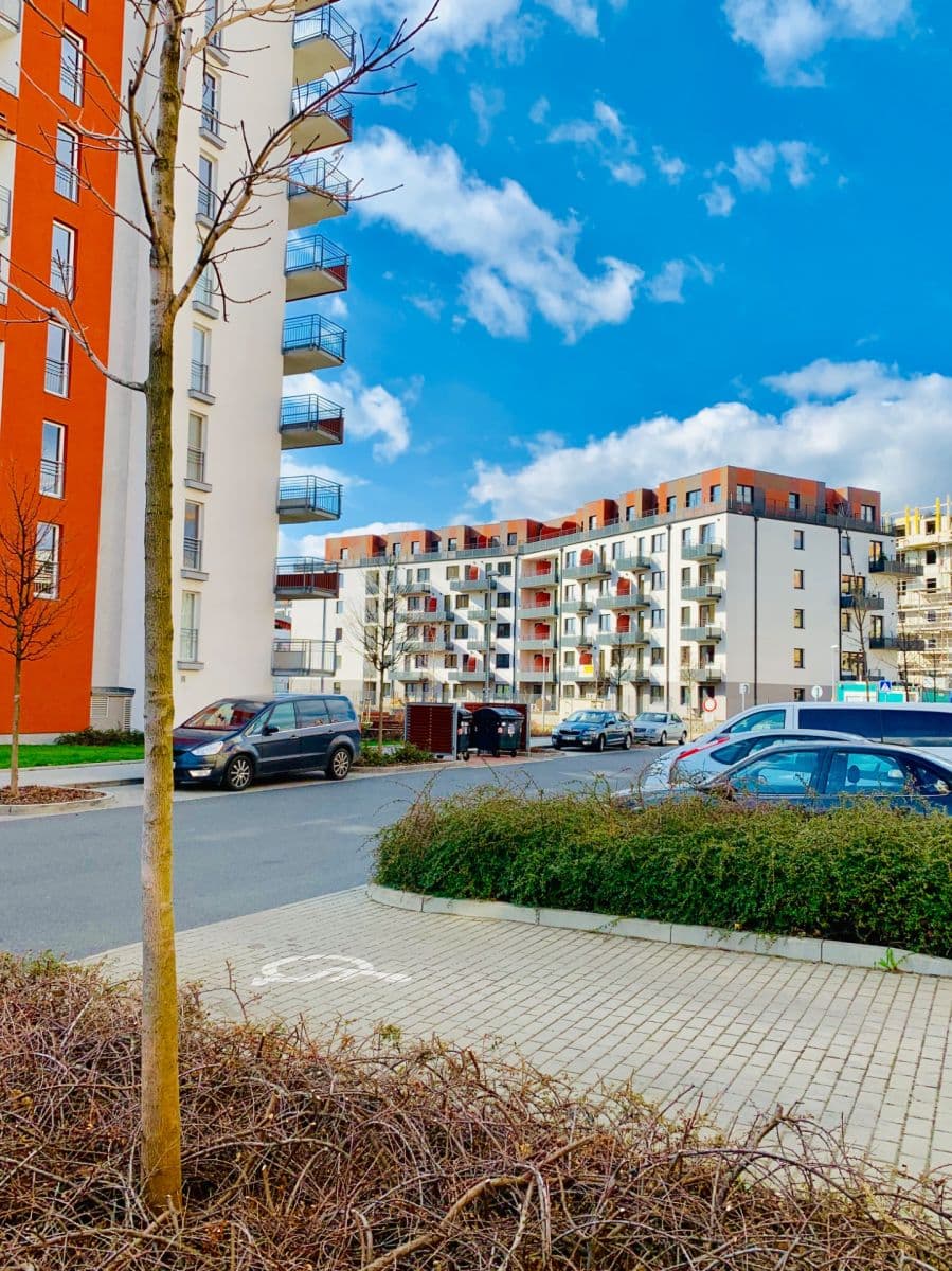 Prenájom bytu 3-izbový 60 m², Miroslava Hajna, Praha, Praha Prenájom bytu 3-izbový 60 m², Miroslava Hajna, Praha, Praha