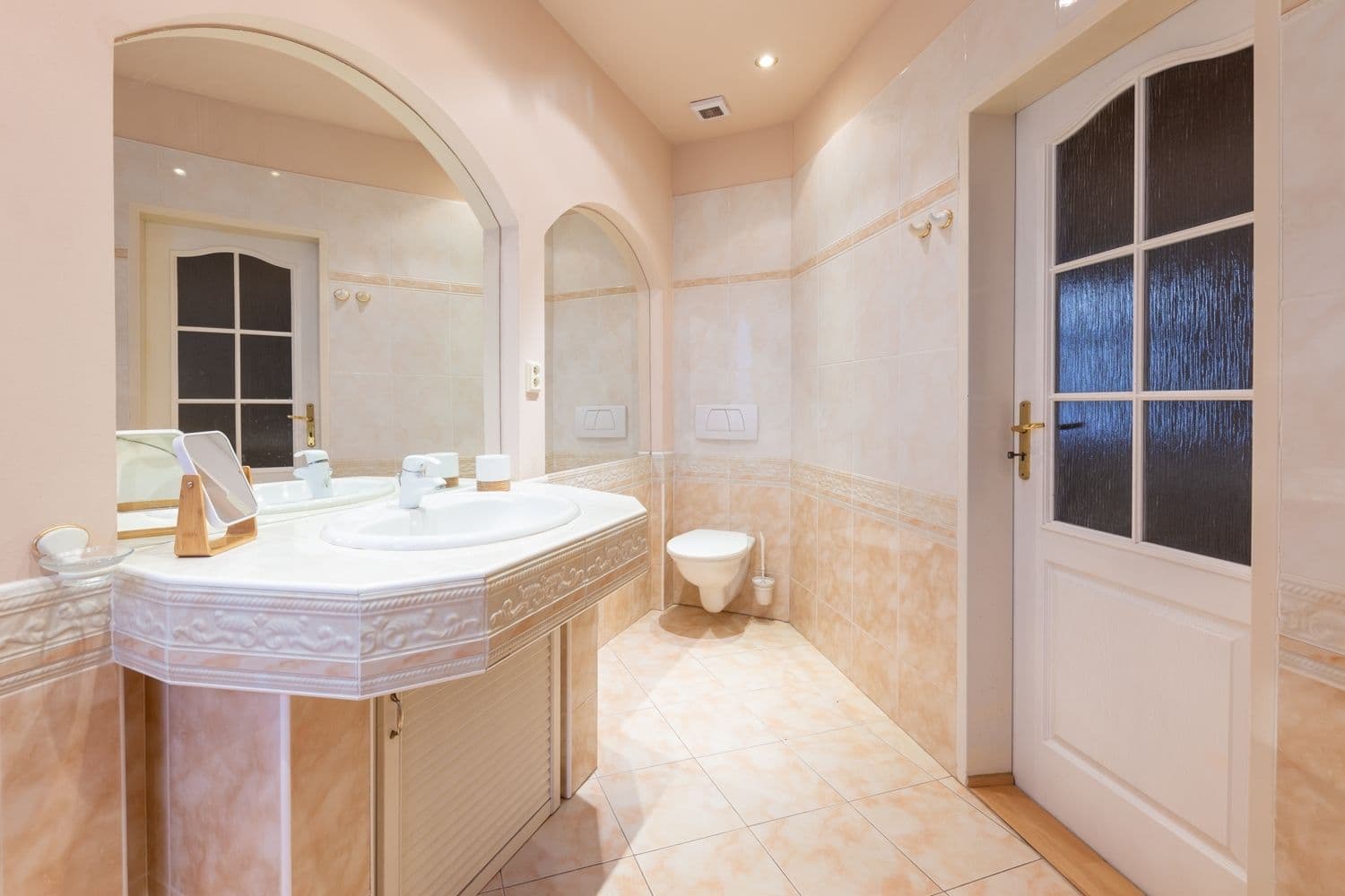 Prenájom bytu 1-izbový 66 m², Praha, Praha Prenájom bytu 1-izbový 66 m², Praha, Praha