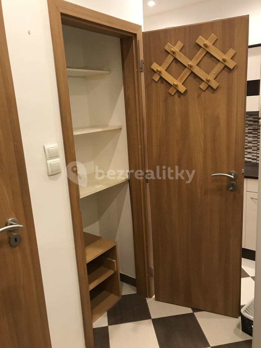 Prenájom bytu 2-izbový 53 m², Dačického, Praha, Praha Prenájom bytu 2-izbový 53 m², Dačického, Praha, Praha