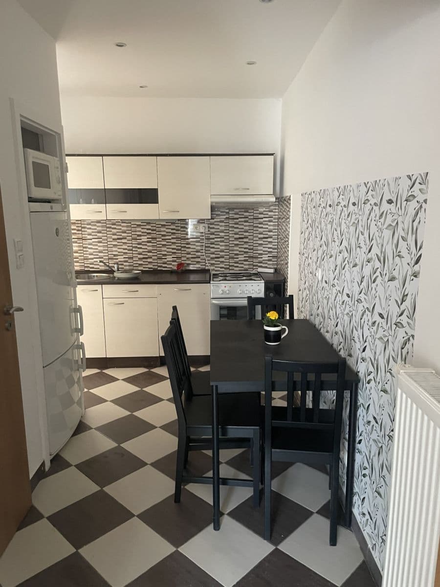 Prenájom bytu 2-izbový 53 m², Dačického, Praha, Praha Prenájom bytu 2-izbový 53 m², Dačického, Praha, Praha