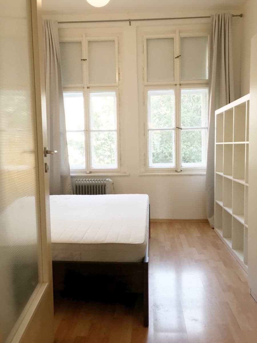 Prenájom bytu 2-izbový 42 m², Černomořská, Praha, Praha Prenájom bytu 2-izbový 42 m², Černomořská, Praha, Praha