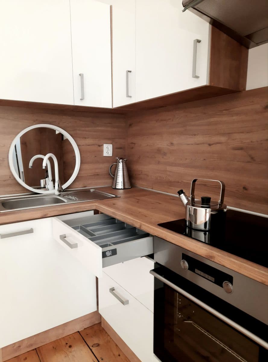 Prenájom bytu 1-izbový 27 m², Vlkova, Praha, Praha Prenájom bytu 1-izbový 27 m², Vlkova, Praha, Praha