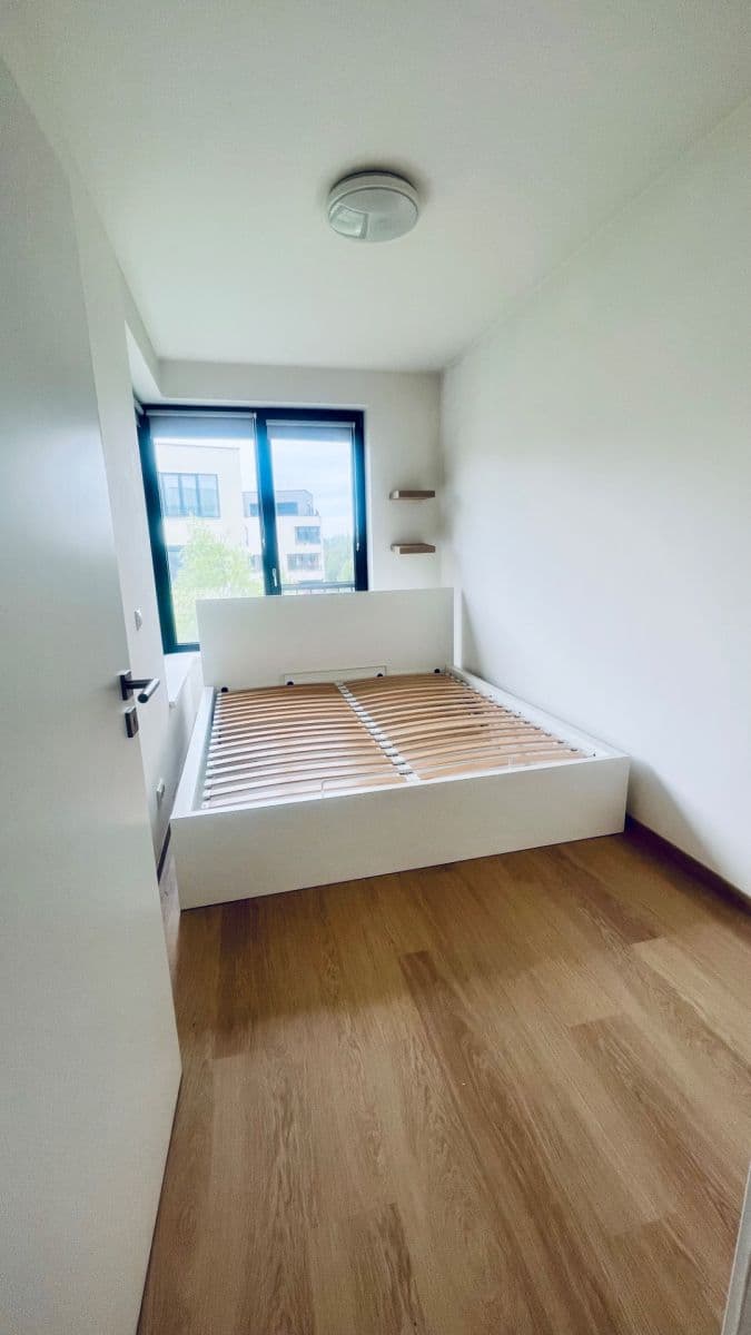 Prenájom bytu 2-izbový 41 m², Na Komořsku, Praha, Praha Prenájom bytu 2-izbový 41 m², Na Komořsku, Praha, Praha