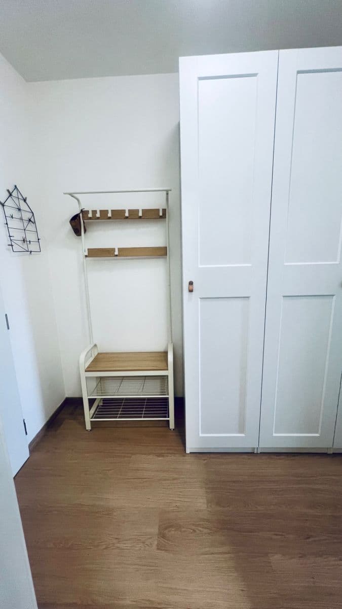 Prenájom bytu 2-izbový 41 m², Na Komořsku, Praha, Praha Prenájom bytu 2-izbový 41 m², Na Komořsku, Praha, Praha