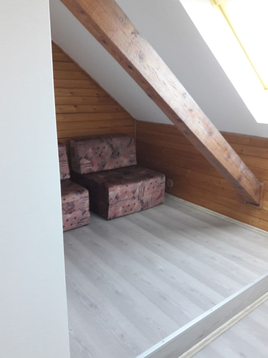 Prenájom bytu 2-izbový 37 m², Pod Karlovarskou Silnicí, Praha, Praha Prenájom bytu 2-izbový 37 m², Pod Karlovarskou Silnicí, Praha, Praha