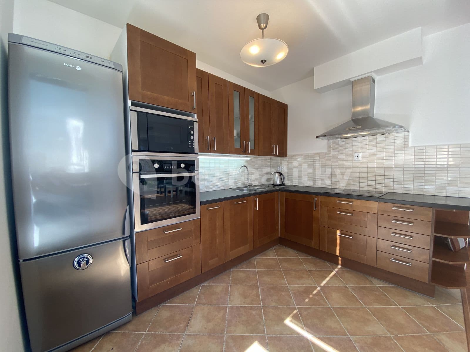 Prenájom bytu 2-izbový 69 m², Přeštická, Praha, Praha Prenájom bytu 2-izbový 69 m², Přeštická, Praha, Praha