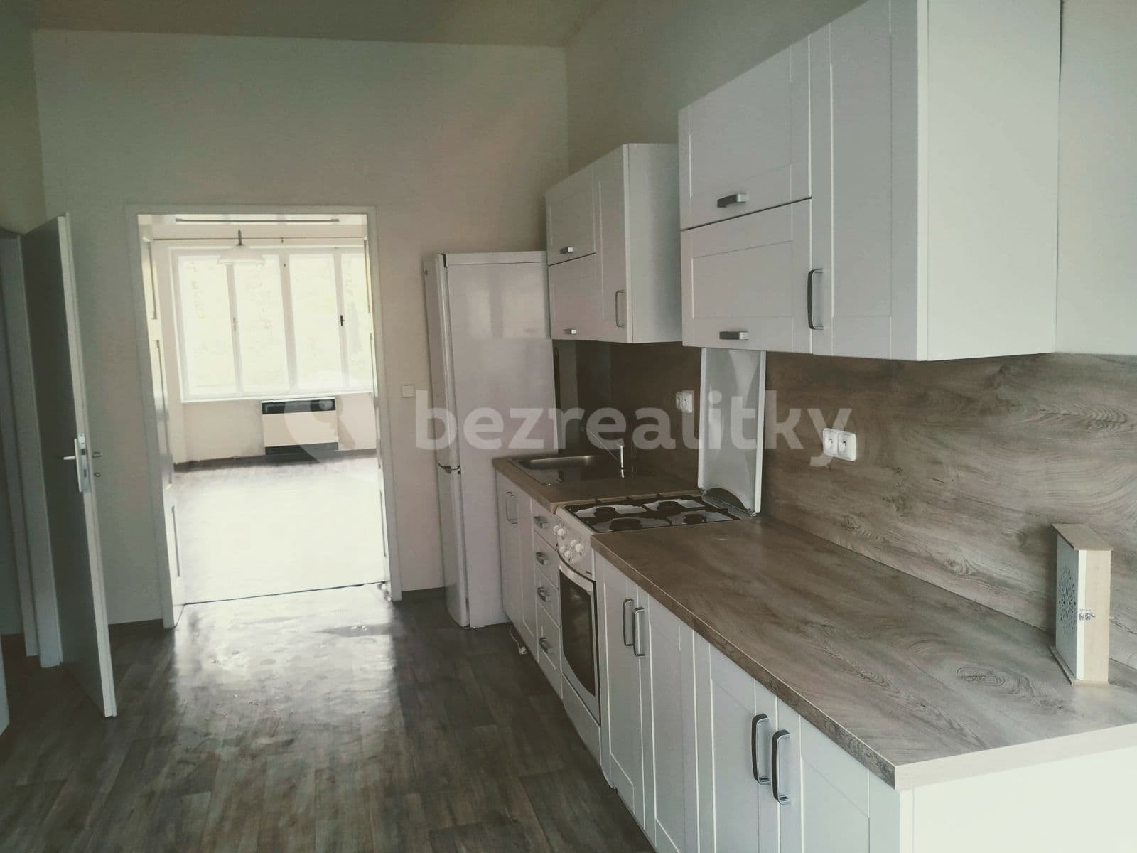 Prenájom bytu 2-izbový 45 m², Štefánikovo Náměstí, Jihlava, Kraj Vysočina Prenájom bytu 2-izbový 45 m², Štefánikovo Náměstí, Jihlava, Kraj Vysočina