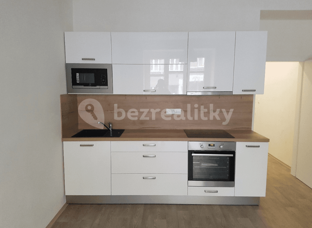 Prenájom bytu 2-izbový 42 m², Žerotínova, Praha, Praha Prenájom bytu 2-izbový 42 m², Žerotínova, Praha, Praha