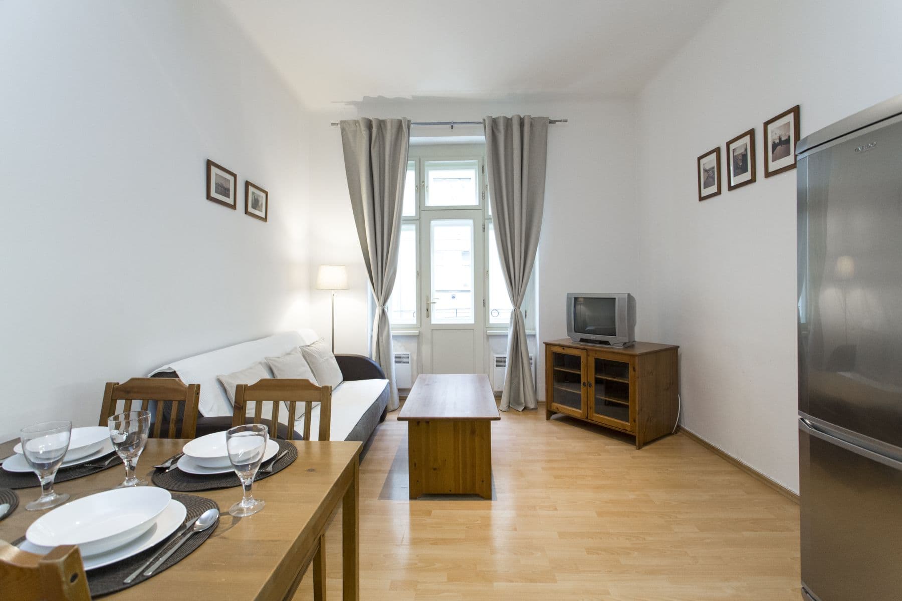 Prenájom bytu 2-izbový 54 m², Slovinská, Praha, Praha Prenájom bytu 2-izbový 54 m², Slovinská, Praha, Praha