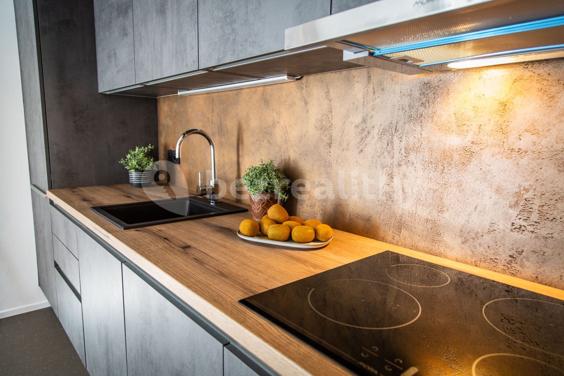 Prenájom bytu 2-izbový 40 m², Šífařská, Praha, Praha Prenájom bytu 2-izbový 40 m², Šífařská, Praha, Praha