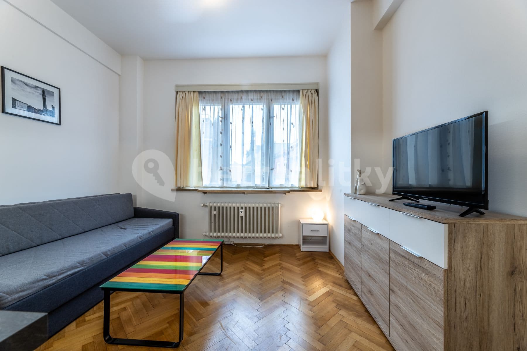 Prenájom bytu 1-izbový 28 m², Revoluční, Praha, Praha Prenájom bytu 1-izbový 28 m², Revoluční, Praha, Praha