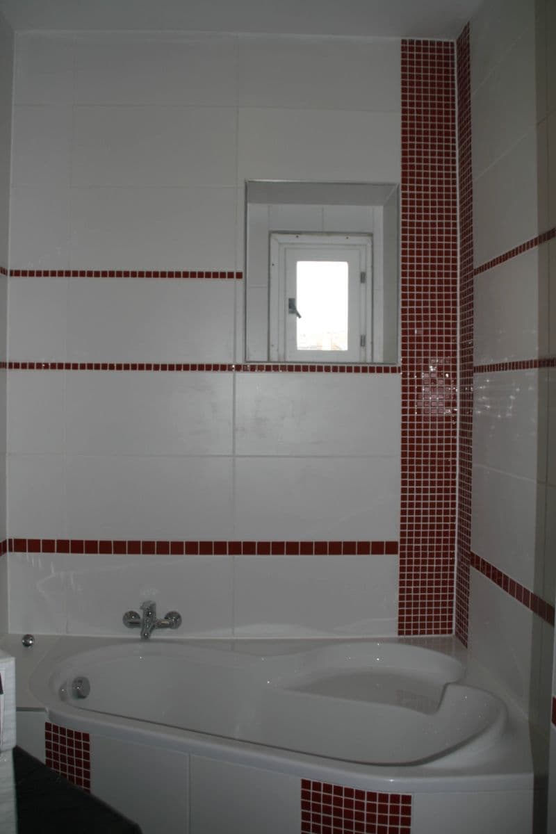 Prenájom bytu 2-izbový 76 m², Na Hřebenech Ii, Praha, Praha Prenájom bytu 2-izbový 76 m², Na Hřebenech Ii, Praha, Praha