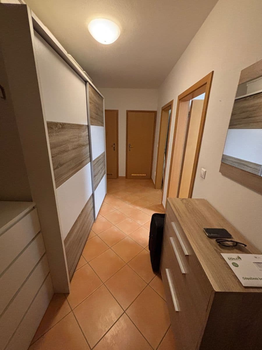 Prenájom bytu 2-izbový 55 m², Kovanecká, Praha, Praha Prenájom bytu 2-izbový 55 m², Kovanecká, Praha, Praha