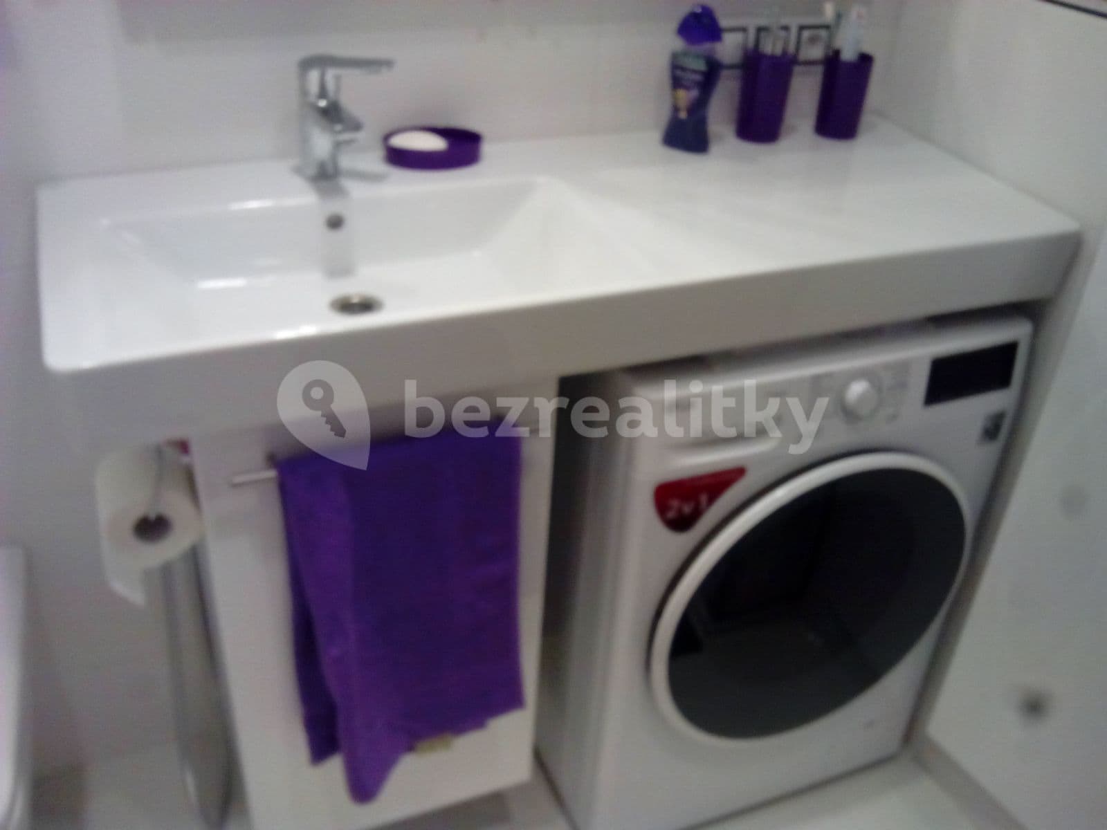 Prenájom bytu Garsoniéra 30 m², Bítovská, Praha, Praha Prenájom bytu Garsoniéra 30 m², Bítovská, Praha, Praha