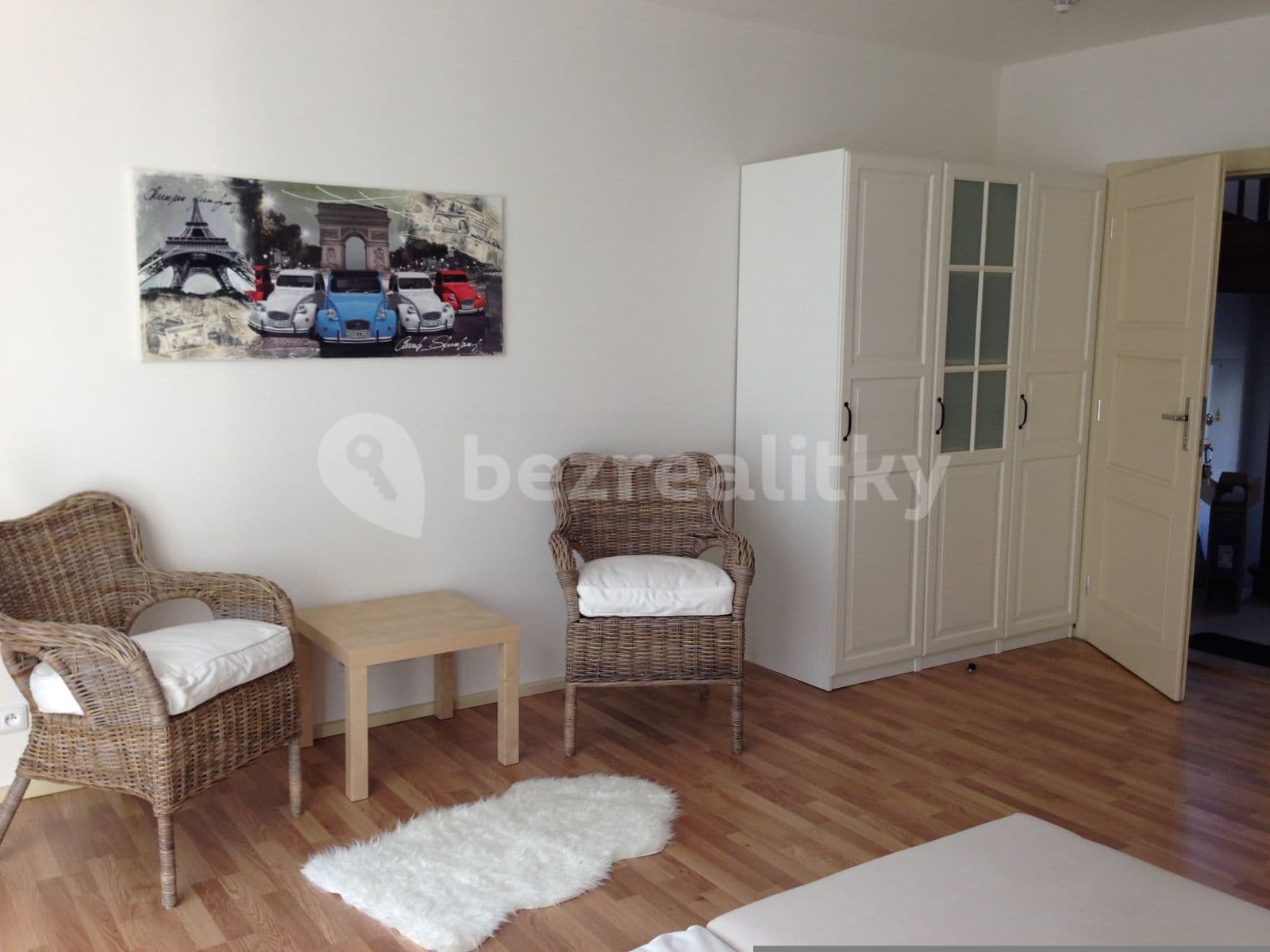 Prenájom bytu 1-izbový 34 m², Albertova, Hradec Králové, Královéhradecký kraj Prenájom bytu 1-izbový 34 m², Albertova, Hradec Králové, Královéhradecký kraj
