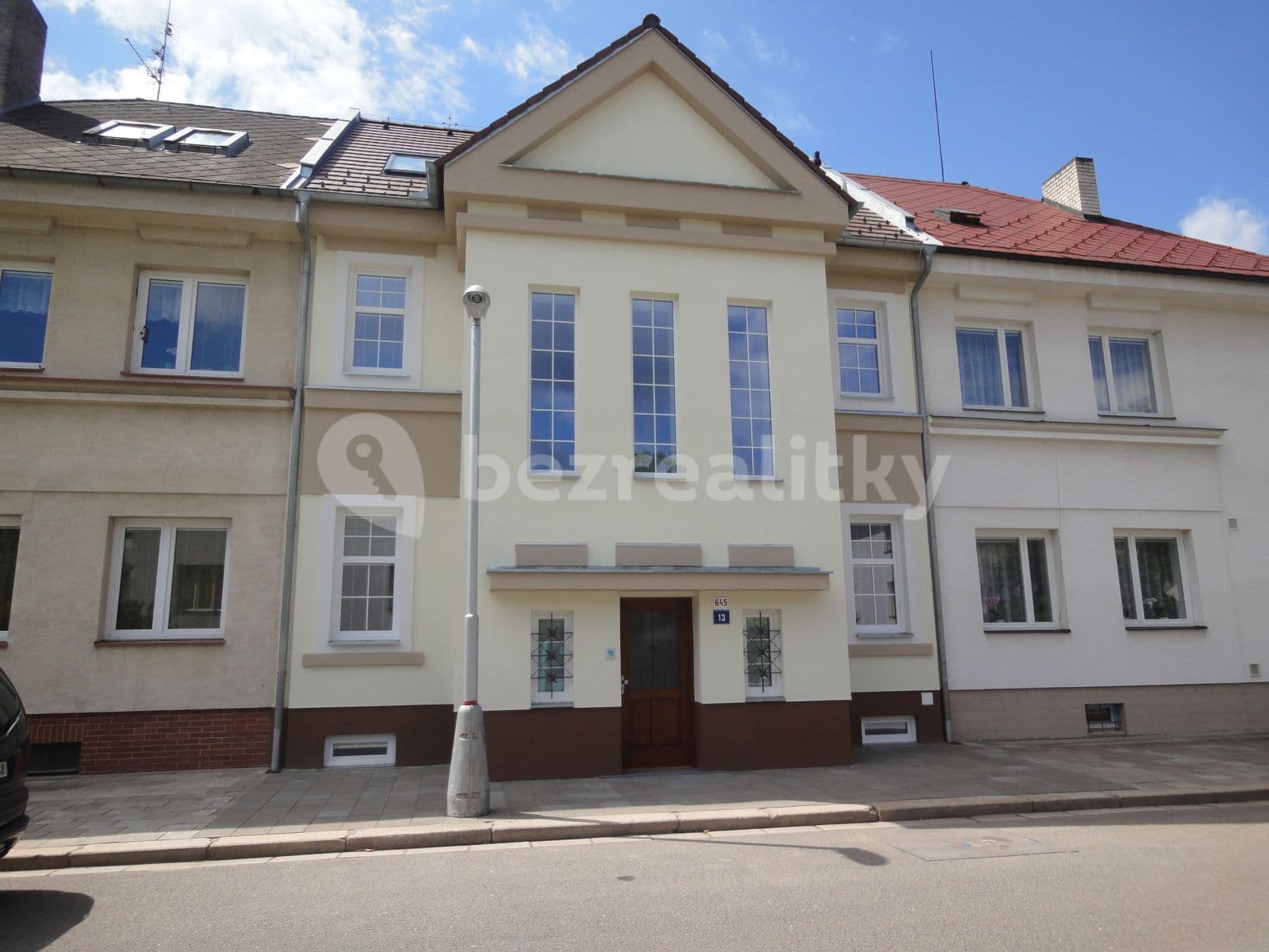 Prenájom bytu 1-izbový 34 m², Albertova, Hradec Králové, Královéhradecký kraj Prenájom bytu 1-izbový 34 m², Albertova, Hradec Králové, Královéhradecký kraj