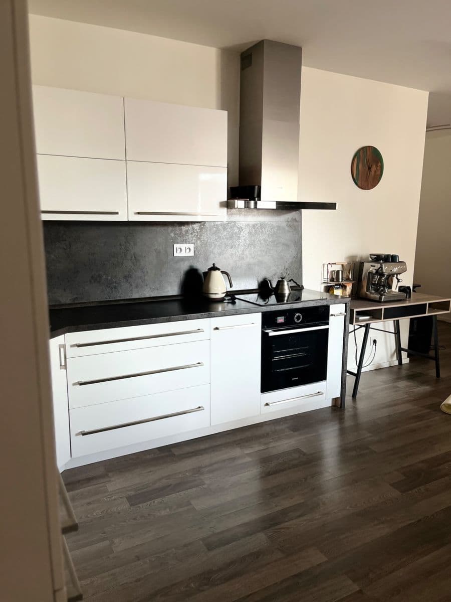Prenájom bytu 2-izbový 61 m², Zvěřinova, Praha, Praha Prenájom bytu 2-izbový 61 m², Zvěřinova, Praha, Praha