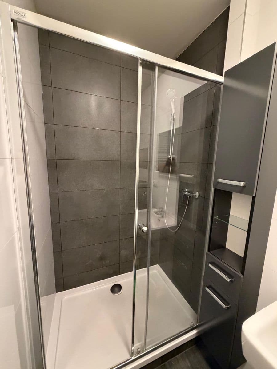 Prenájom bytu 2-izbový 56 m², Elišky Peškové, Praha, Praha Prenájom bytu 2-izbový 56 m², Elišky Peškové, Praha, Praha