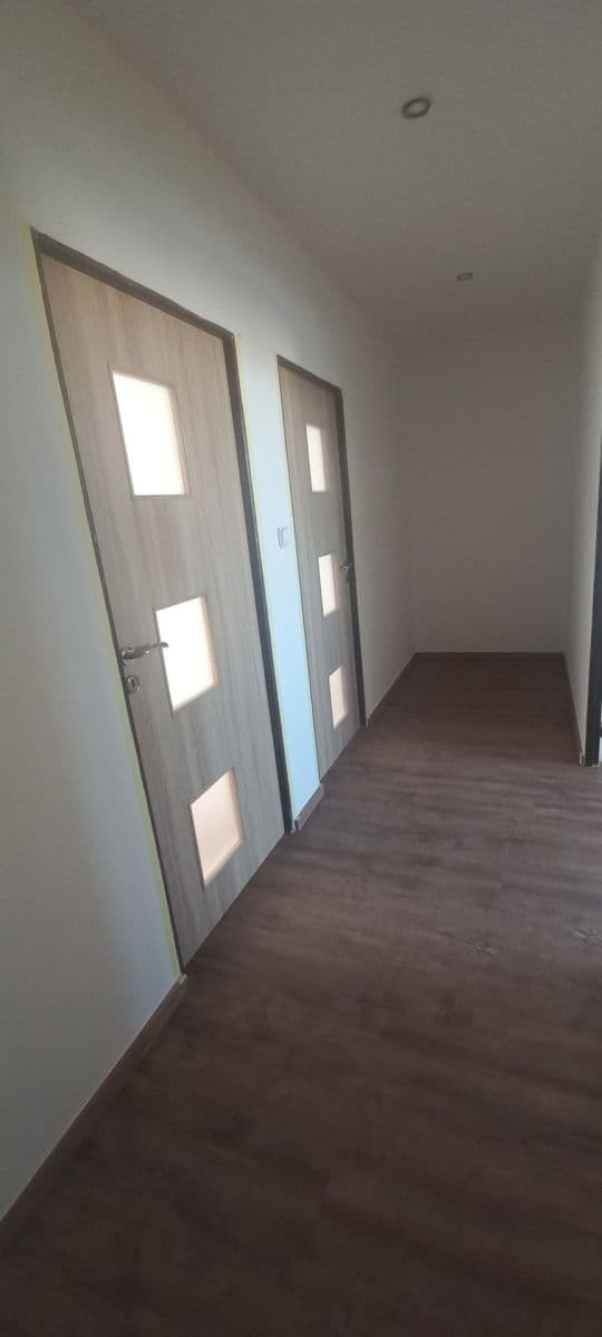 Prenájom bytu 3-izbový 67 m², Rokycanova, Rokycany, Plzeňský kraj Prenájom bytu 3-izbový 67 m², Rokycanova, Rokycany, Plzeňský kraj