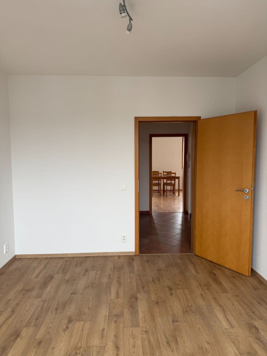 Prenájom bytu 2-izbový 45 m², Neumannova, Praha, Praha Prenájom bytu 2-izbový 45 m², Neumannova, Praha, Praha