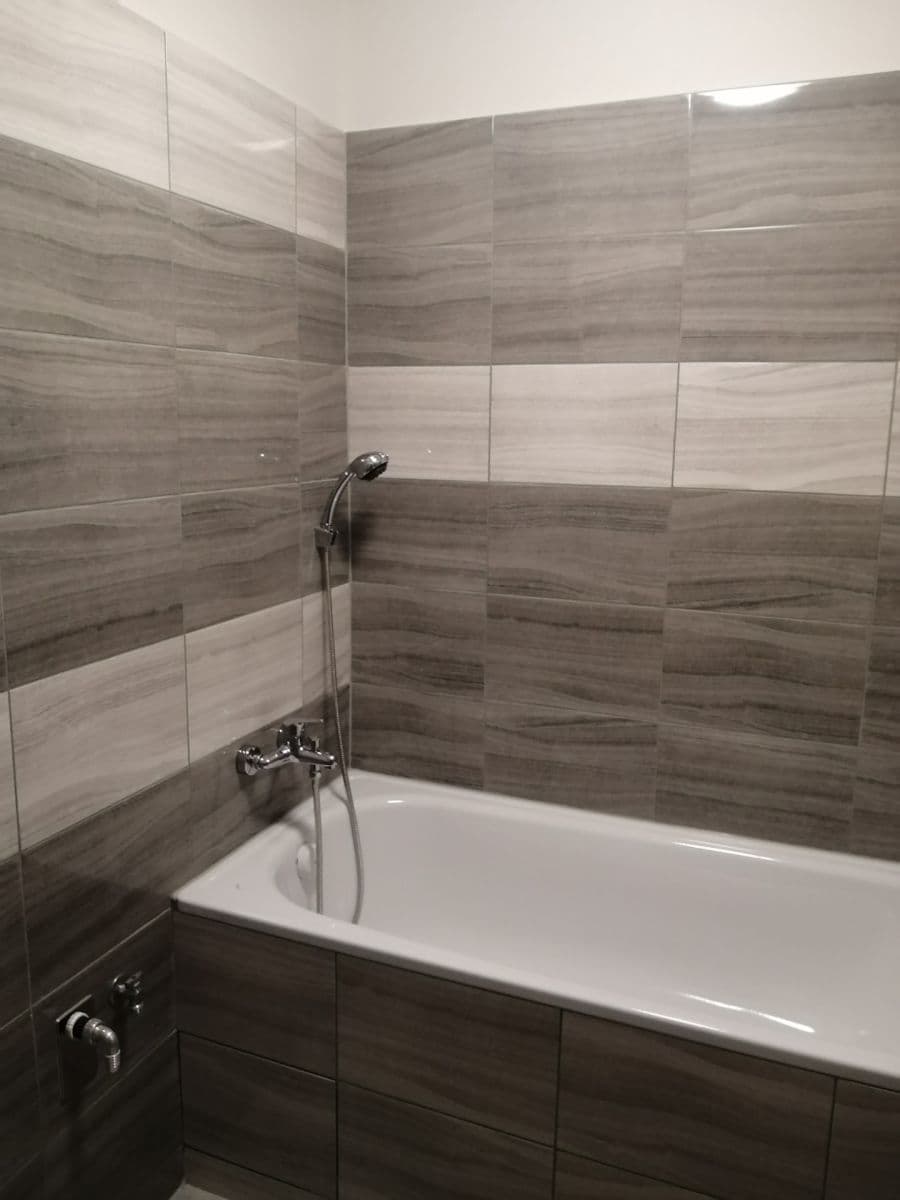 Prenájom bytu 2-izbový 49 m², U Školy, Příbram, Středočeský kraj Prenájom bytu 2-izbový 49 m², U Školy, Příbram, Středočeský kraj