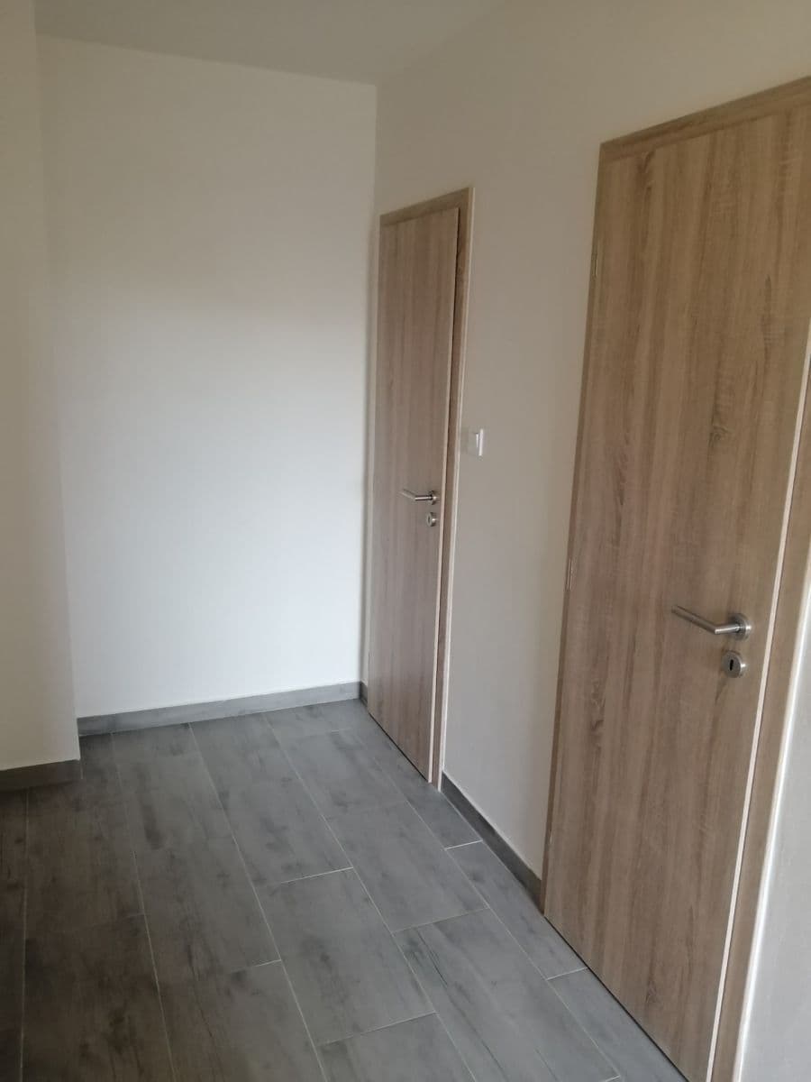 Prenájom bytu 2-izbový 49 m², U Školy, Příbram, Středočeský kraj Prenájom bytu 2-izbový 49 m², U Školy, Příbram, Středočeský kraj