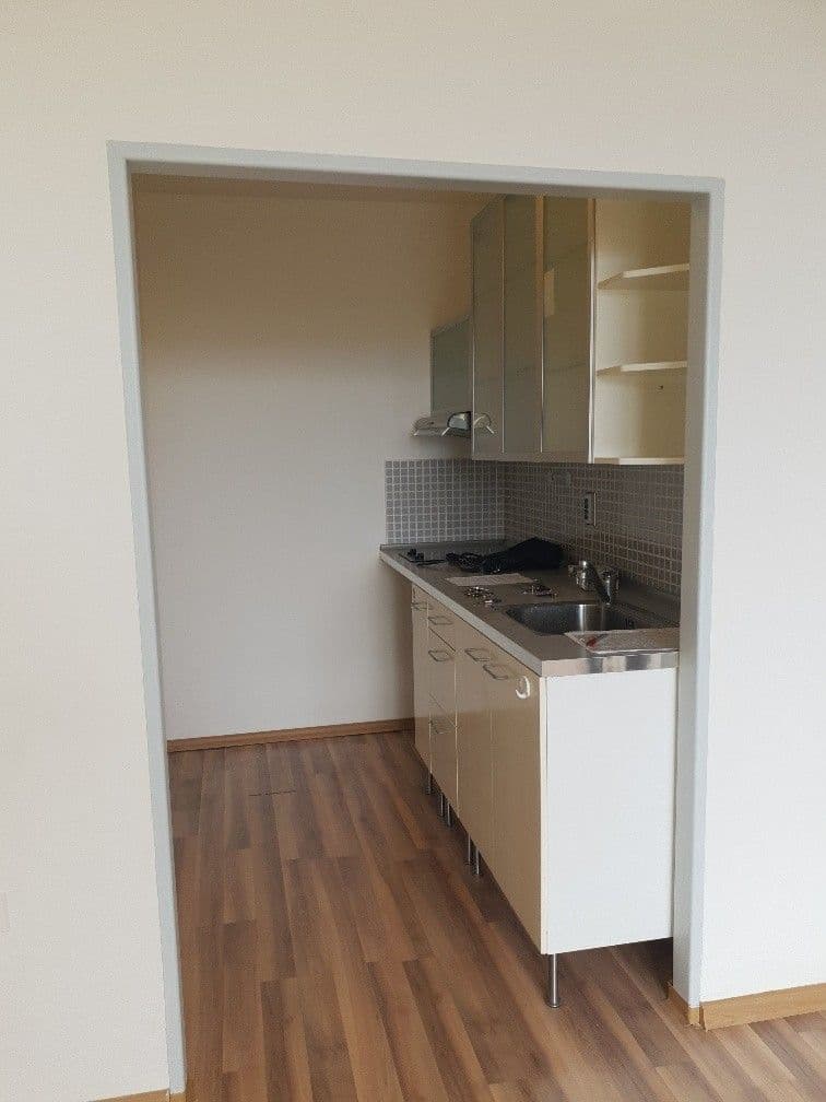 Prenájom bytu 2-izbový 46 m², Ke Kateřinkám, Praha, Praha Prenájom bytu 2-izbový 46 m², Ke Kateřinkám, Praha, Praha
