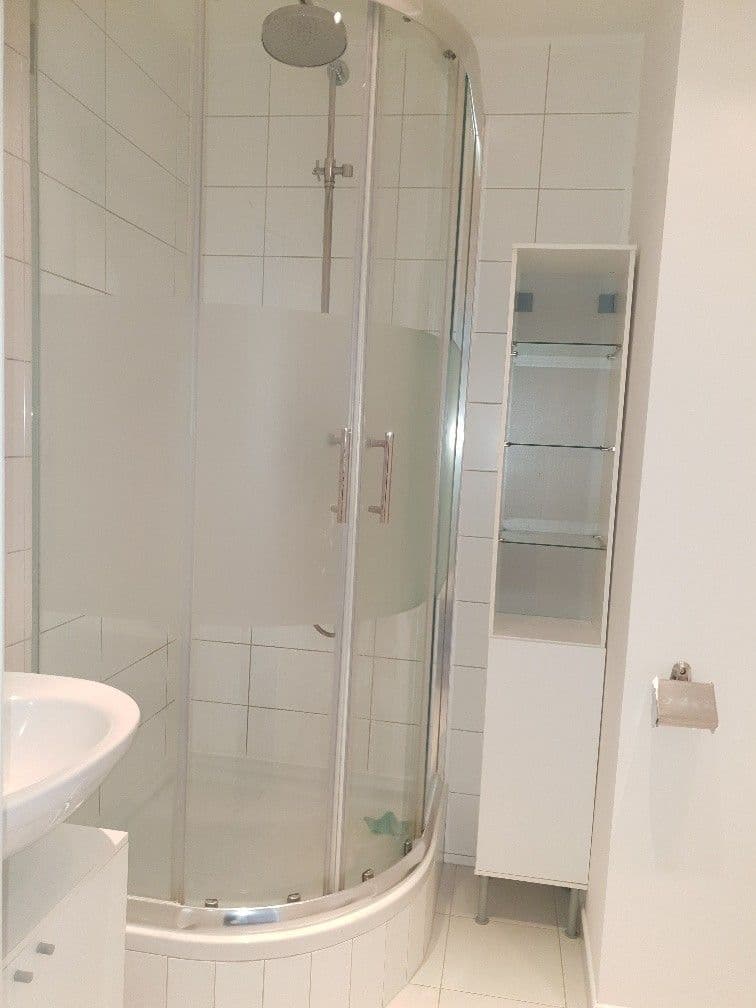 Prenájom bytu 2-izbový 46 m², Ke Kateřinkám, Praha, Praha Prenájom bytu 2-izbový 46 m², Ke Kateřinkám, Praha, Praha