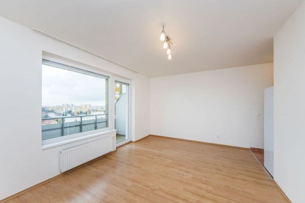 Prenájom bytu 1-izbový 38 m², Hornoměcholupská, Praha, Praha Prenájom bytu 1-izbový 38 m², Hornoměcholupská, Praha, Praha