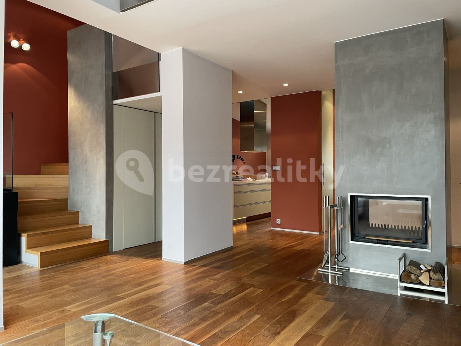 Prenájom bytu 3-izbový 94 m², Krakovská, Praha, Praha Prenájom bytu 3-izbový 94 m², Krakovská, Praha, Praha