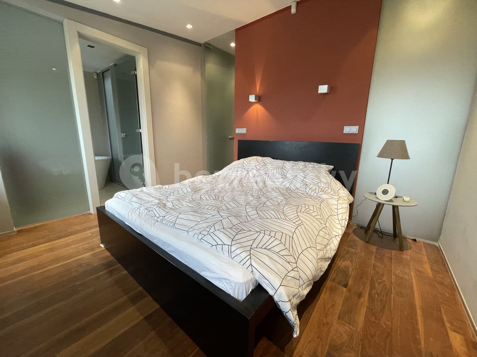 Prenájom bytu 3-izbový 94 m², Krakovská, Praha, Praha Prenájom bytu 3-izbový 94 m², Krakovská, Praha, Praha