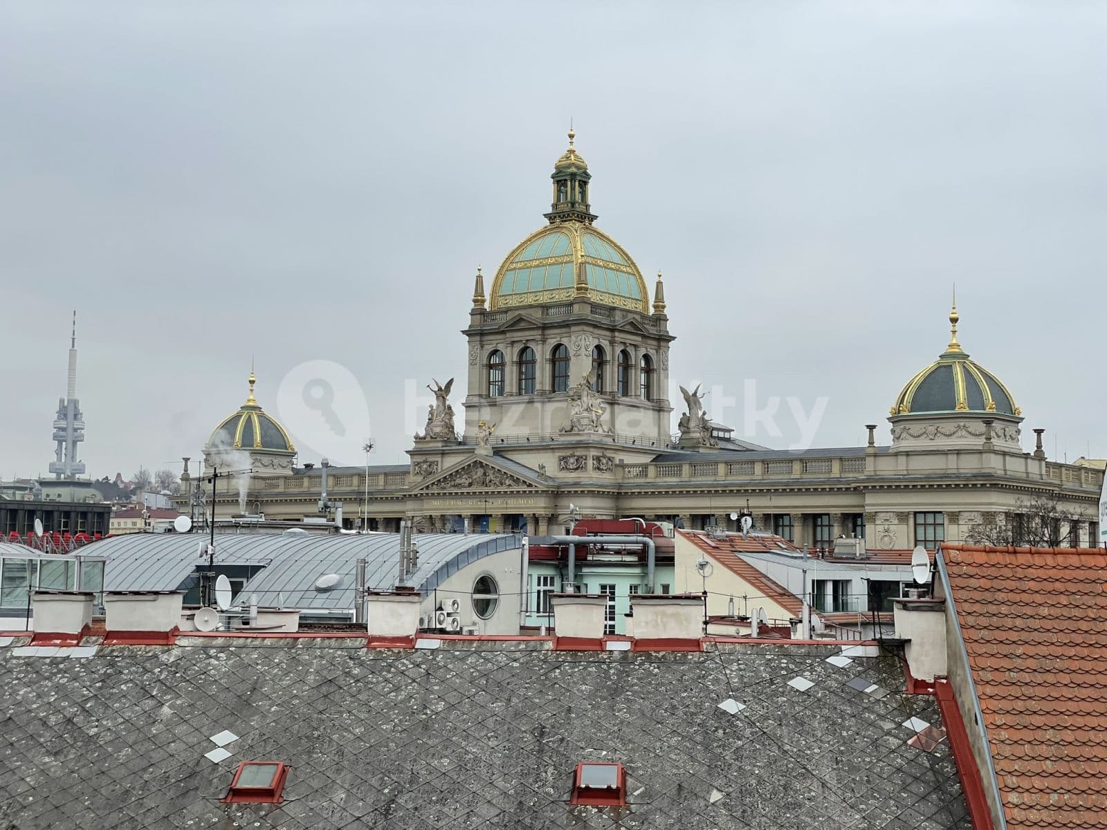 Prenájom bytu 3-izbový 94 m², Krakovská, Praha, Praha Prenájom bytu 3-izbový 94 m², Krakovská, Praha, Praha