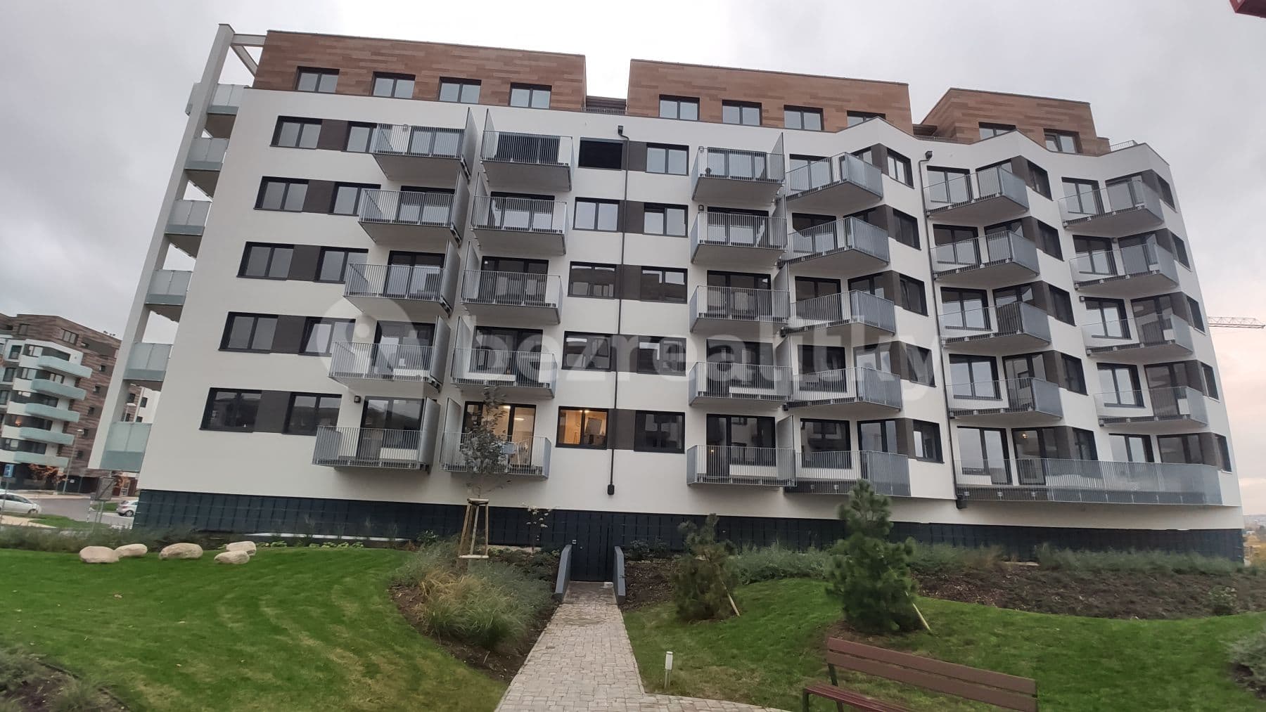 Prenájom bytu 2-izbový 55 m², Hugo Haase, Praha, Praha Prenájom bytu 2-izbový 55 m², Hugo Haase, Praha, Praha