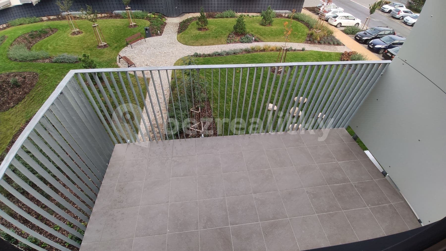 Prenájom bytu 2-izbový 55 m², Hugo Haase, Praha, Praha Prenájom bytu 2-izbový 55 m², Hugo Haase, Praha, Praha