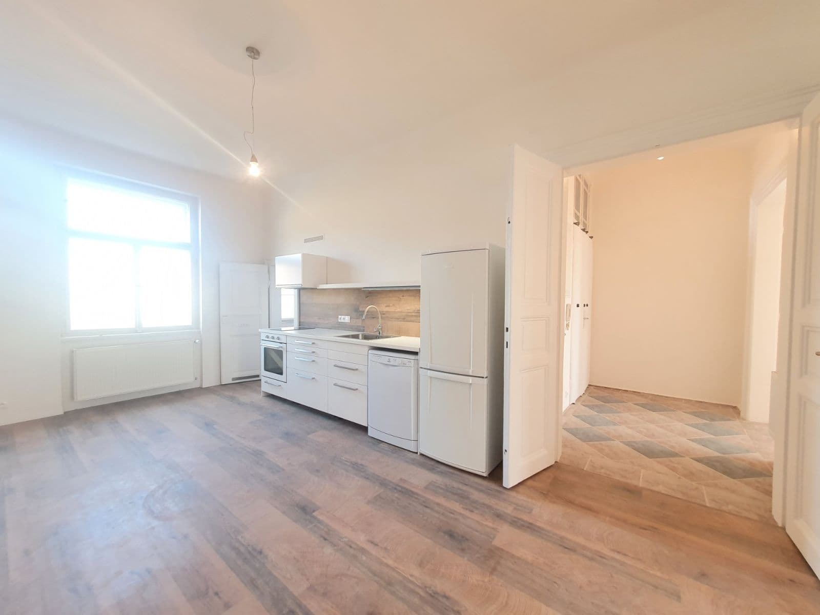 Prenájom bytu 3-izbový 85 m², Rybalkova, Praha, Praha Prenájom bytu 3-izbový 85 m², Rybalkova, Praha, Praha