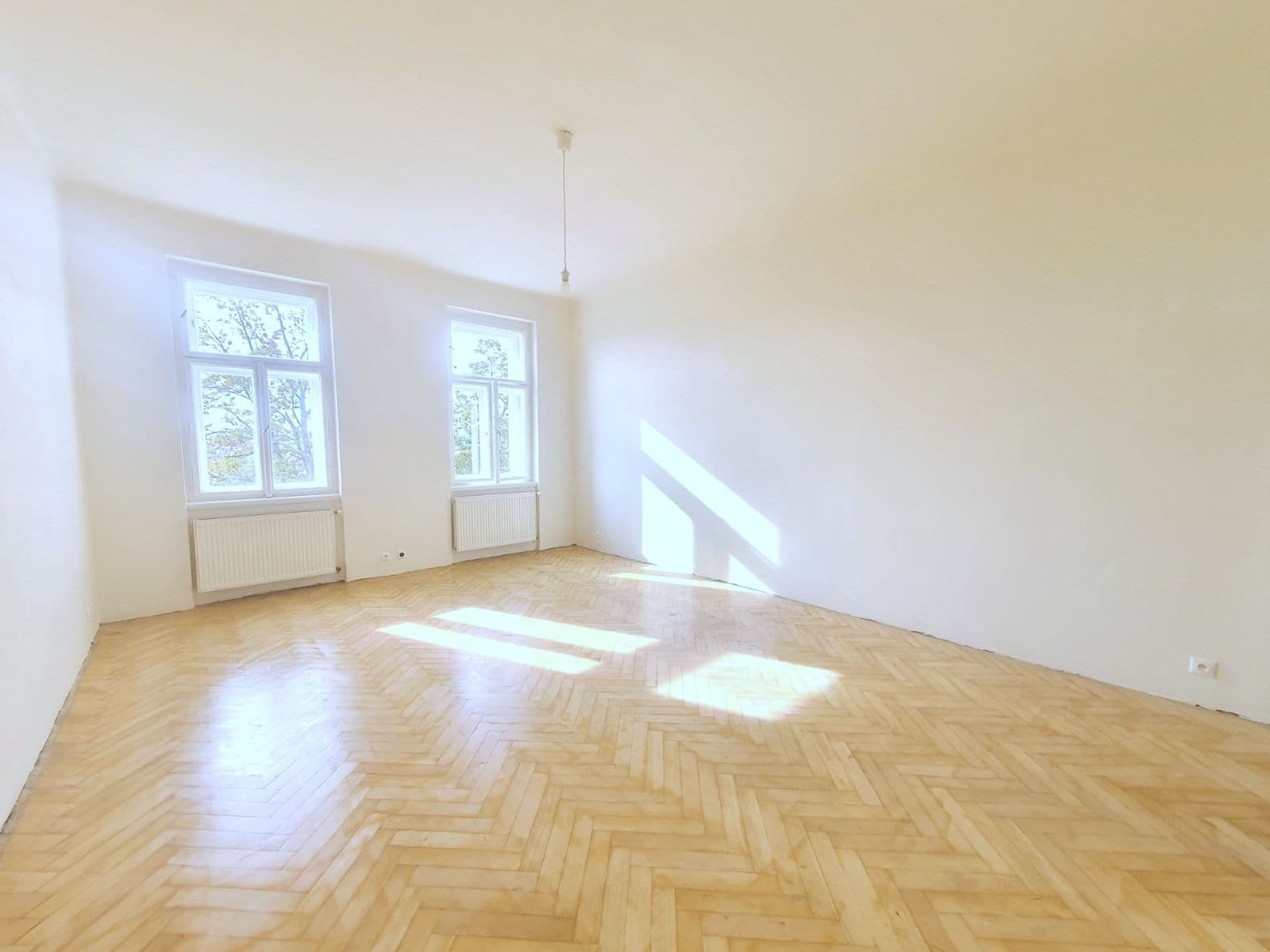 Prenájom bytu 3-izbový 85 m², Rybalkova, Praha, Praha Prenájom bytu 3-izbový 85 m², Rybalkova, Praha, Praha