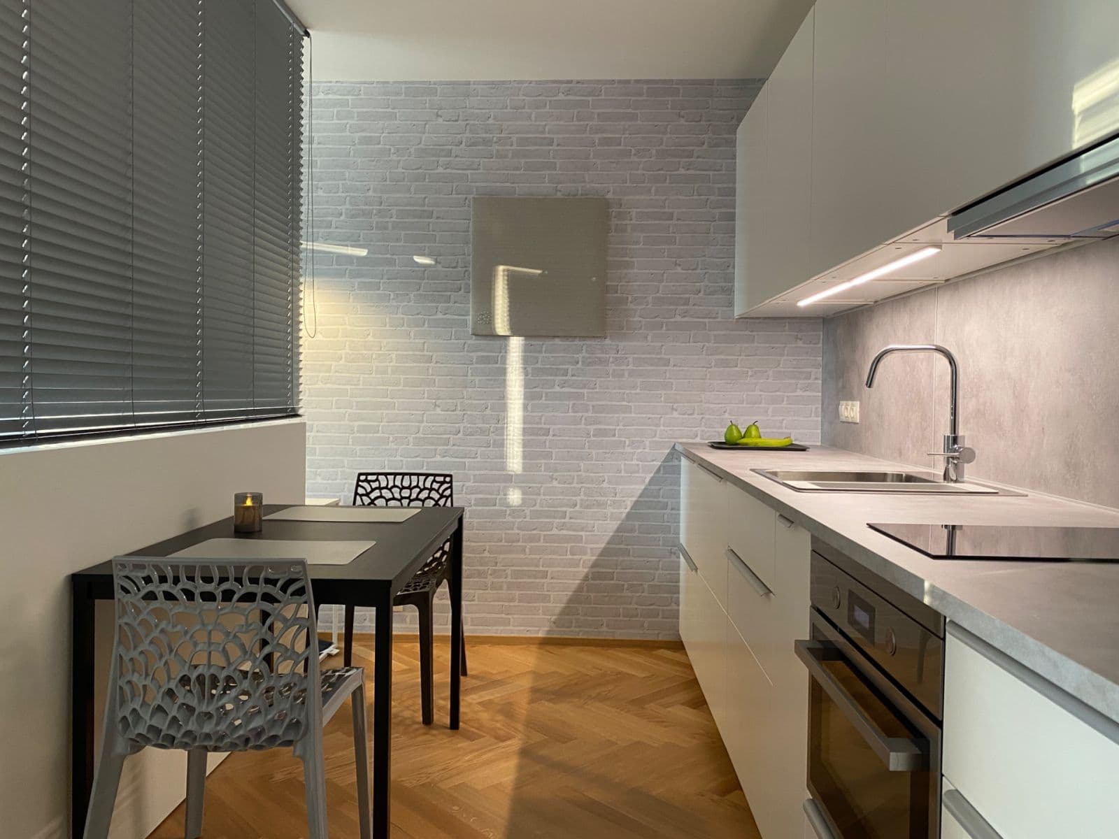 Prenájom bytu 2-izbový 50 m², Nemocniční, Praha, Praha Prenájom bytu 2-izbový 50 m², Nemocniční, Praha, Praha