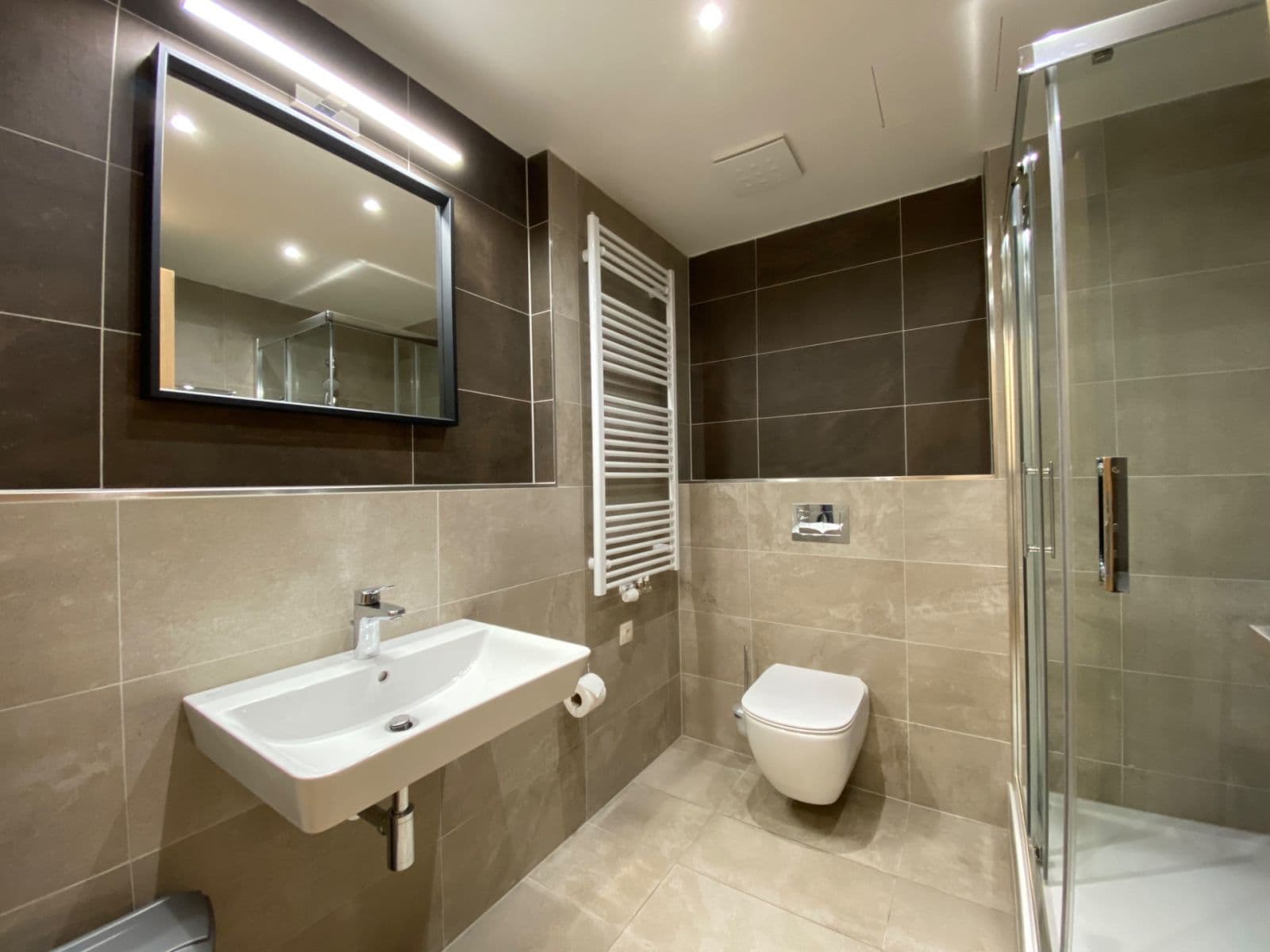 Prenájom bytu 2-izbový 50 m², Nemocniční, Praha, Praha Prenájom bytu 2-izbový 50 m², Nemocniční, Praha, Praha
