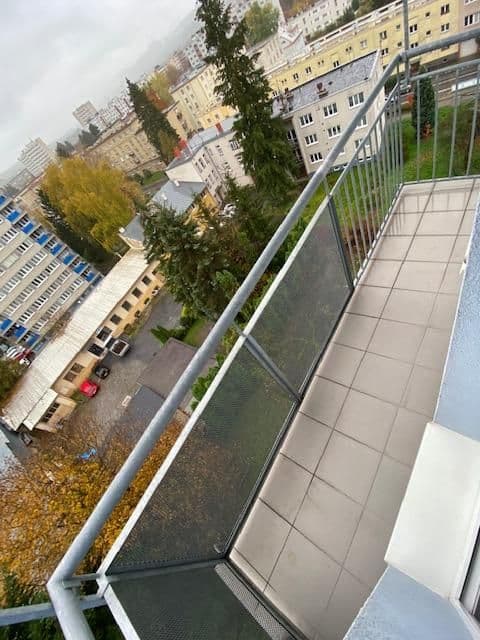 Prenájom bytu 2-izbový 67 m², Beckovská, Zlín, Zlínský kraj Prenájom bytu 2-izbový 67 m², Beckovská, Zlín, Zlínský kraj