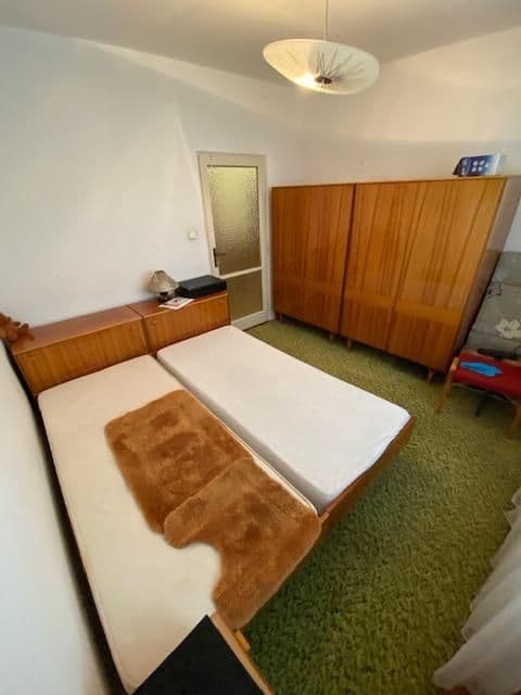 Prenájom bytu 2-izbový 67 m², Beckovská, Zlín, Zlínský kraj Prenájom bytu 2-izbový 67 m², Beckovská, Zlín, Zlínský kraj