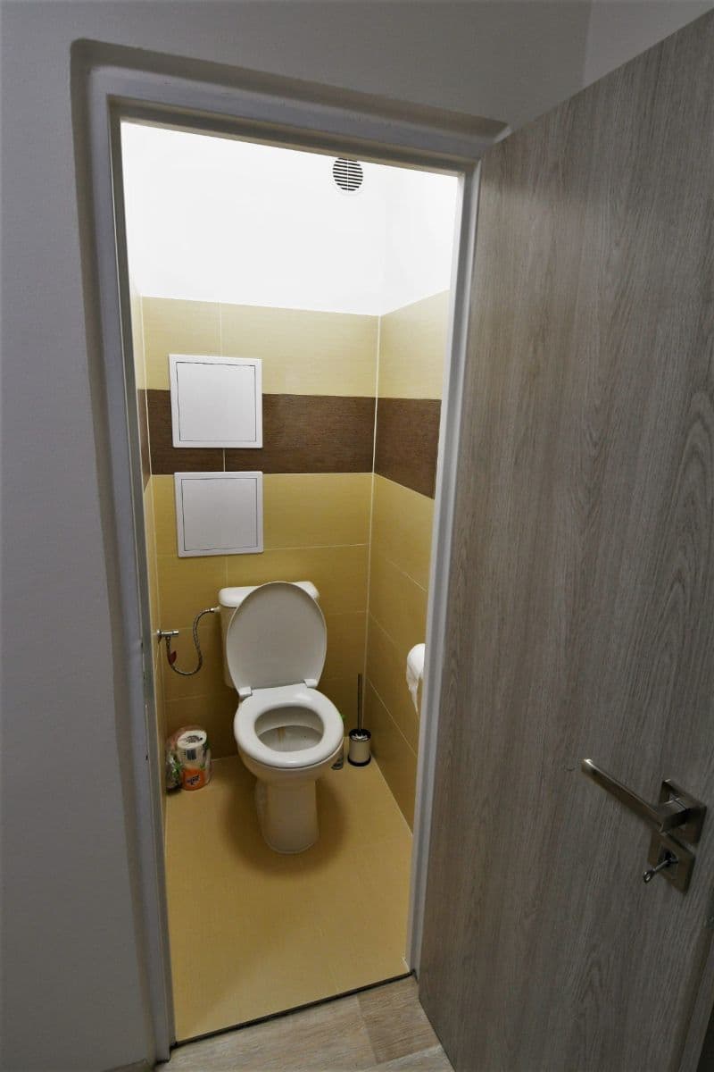 Prenájom bytu 2-izbový 52 m², Ukrajinská, Kladno, Středočeský kraj Prenájom bytu 2-izbový 52 m², Ukrajinská, Kladno, Středočeský kraj