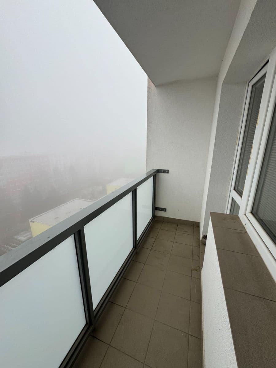 Prenájom bytu 2-izbový 52 m², Ukrajinská, Kladno, Středočeský kraj Prenájom bytu 2-izbový 52 m², Ukrajinská, Kladno, Středočeský kraj